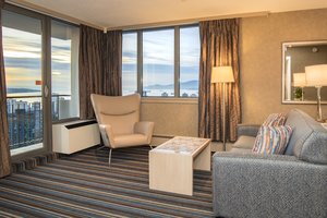 Blue Horizon Hotel Vancouver, BC - See Discounts