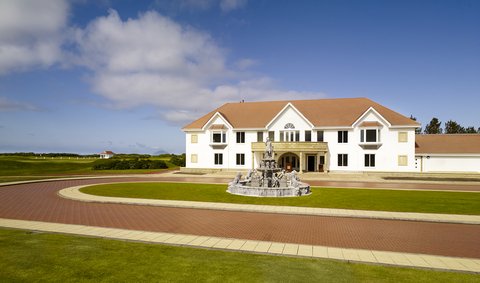 TRUMP TURNBERRY RESORT - Photo 5