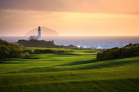 TRUMP TURNBERRY RESORT - Photo 9
