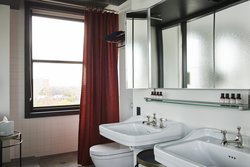  - Robey Hotel Wicker Park Chicago - I-90 & I-94, Exit 48B