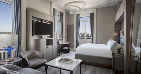 RITZ-CARLTON HOTEL DE LA PAIX - Photo 56