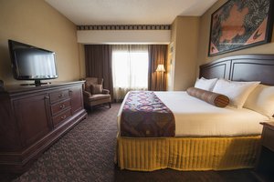 siloam springs west cherokee casino hotel