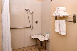  - Holiday Inn Express & Suites Triadelphia - I-70, Exit 10
