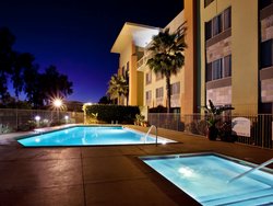  - Holiday Inn Express & Suites Fremont - I-880, Exit 15