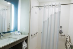  - Holiday Inn Express & Suites West Litchfield