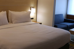  - Holiday Inn Express Biloxi Beach