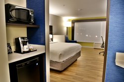  - Holiday Inn Express & Suites Gatineau