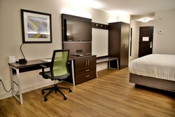  - Holiday Inn Express & Suites Gatineau