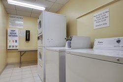  - Holiday Inn Westbury Carle Place