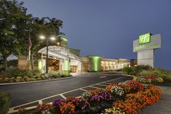  - Holiday Inn Westbury Carle Place