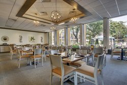  - Holiday Inn Westbury Carle Place