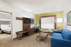  - Holiday Inn Express & Suites Airport East Columbus