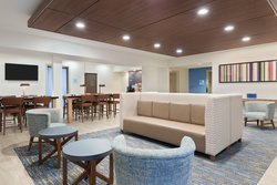  - Holiday Inn Express & Suites Airport East Columbus
