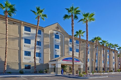 Welcome to the Candlewood Suites Hotel in sunny Yuma, Arizona