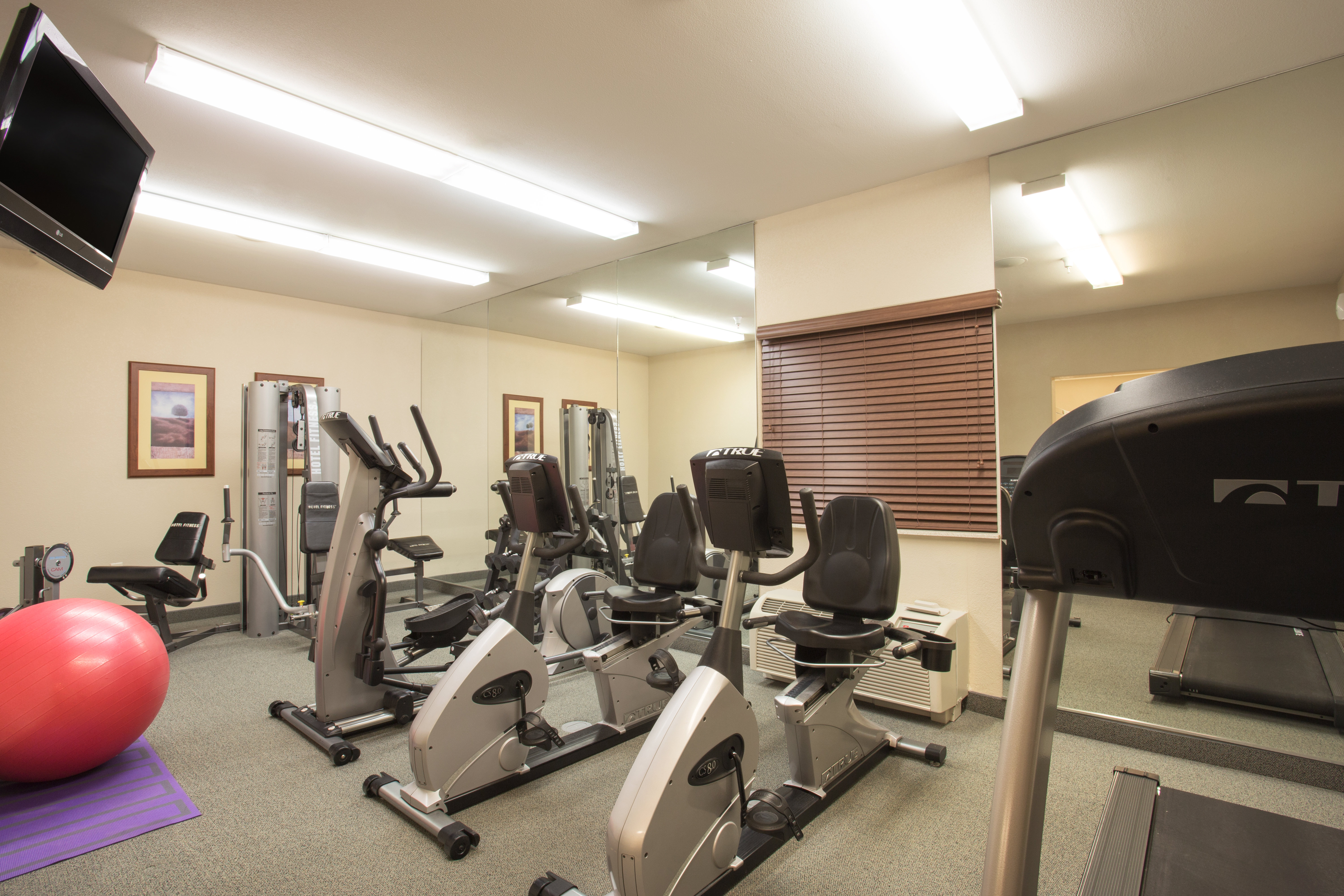 CANDLEWOOD SUITES YUMA BY IHG-guestroom-Candlewood Suites Fitness Center.jpg