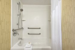  - Holiday Inn & Suites Waterfront Duluth - I-35, Exit 256B