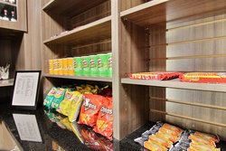  - Holiday Inn Express West Acres Fargo - I-29, Exit 64