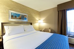  - Holiday Inn Express West Acres Fargo - I-29, Exit 64