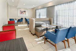  - Holiday Inn Express Lexington - I-64, Exit 55