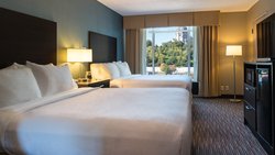  - Holiday Inn RiverCentre Downtown St Paul - I-94, Exit 241A