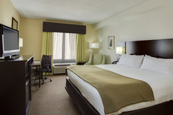  - Holiday Inn Express & Suites Tampa - I-75, Exit 270