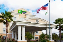 - Holiday Inn Express & Suites Tampa - I-75, Exit 270