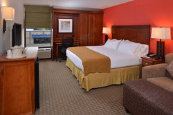  - Holiday Inn Express Crestwood