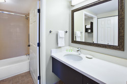  - Staybridge Suites Mayfield Heights - I-271, Exit 32