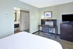  - Staybridge Suites Mayfield Heights - I-271, Exit 32