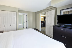  - Staybridge Suites Mayfield Heights - I-271, Exit 32
