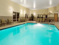  - Holiday Inn Express & Suites Lake Zurich