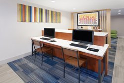  - Holiday Inn Express & Suites Lake Zurich