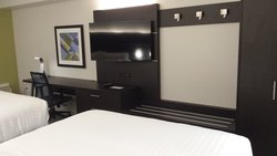  - Holiday Inn Express & Suites Mississauga