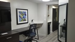  - Holiday Inn Express & Suites Mississauga