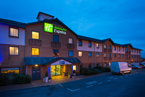 Our hotel in Swansea is just off the M4 motorway