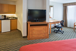  - Holiday Inn & Suites North Vancouver