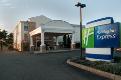  - Holiday Inn Express Vernon - I-84, Exit 64