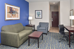  - Holiday Inn Express & Suites South San Antonio