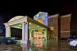  - Holiday Inn Express & Suites South San Antonio