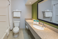  - Holiday Inn Express Cedar Rapids