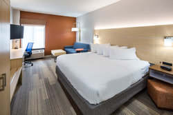  - Holiday Inn Express Cedar Rapids