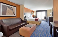  - Holiday Inn Express & Suites St Louis Airport - I-70, Exit 236 & 237