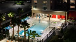  - Holiday Inn Express & Suites Seaworld Orlando
