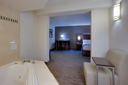  - Holiday Inn Express & Suites Carlstadt - I-95, Exit 16
