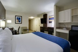  - Holiday Inn Express & Suites Carlstadt - I-95, Exit 16