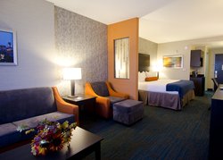  - Holiday Inn Express & Suites West Knoxville - I-40 & I-75, Exit 383
