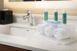  - Holiday Inn Express Woburn - I-95, Exit 54