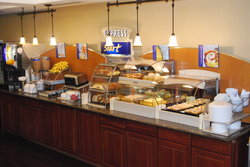  - Holiday Inn Express & Suites Auburn Hills - I-75, Exit 84