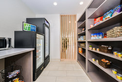  - Holiday Inn Express & Suites Salem