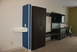  - Holiday Inn Express Corydon - I-64, Exit 105